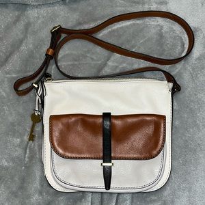 NWOT Fossil Genuine Leather Vintage Ivory/Black/Brown Shoulder Purse